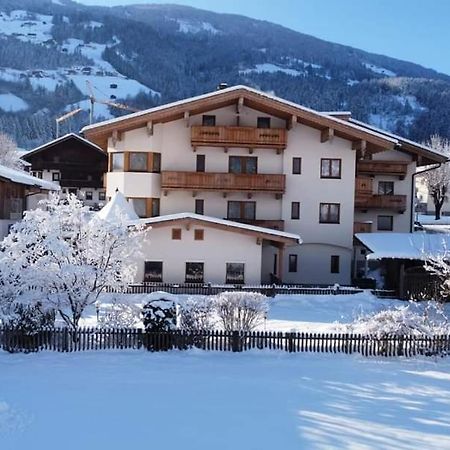 Landhaus Alpenherz Aschau Im Zillertal Dış mekan fotoğraf